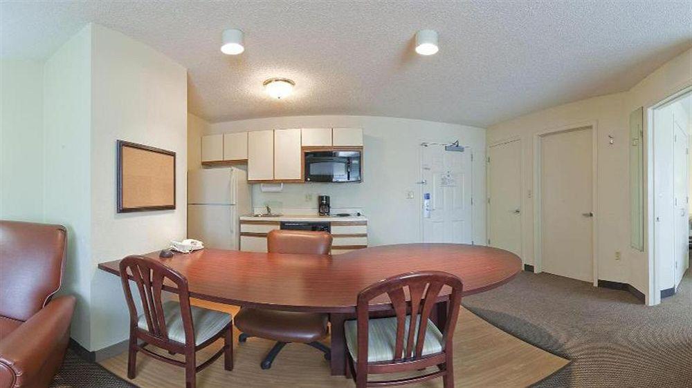 Sonesta Simply Suites Chicago Naperville Warrenville エクステリア 写真