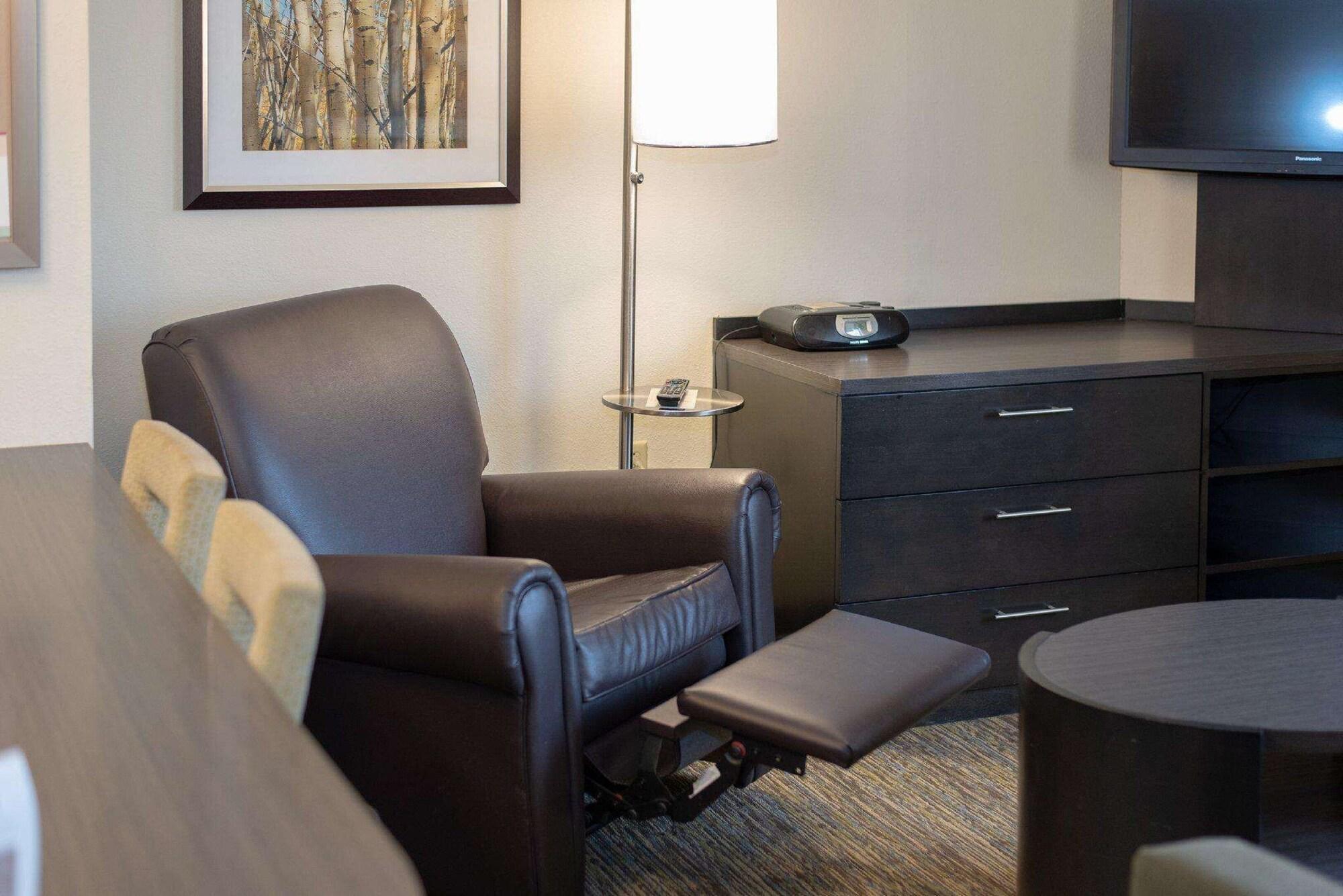 Sonesta Simply Suites Chicago Naperville Warrenville エクステリア 写真
