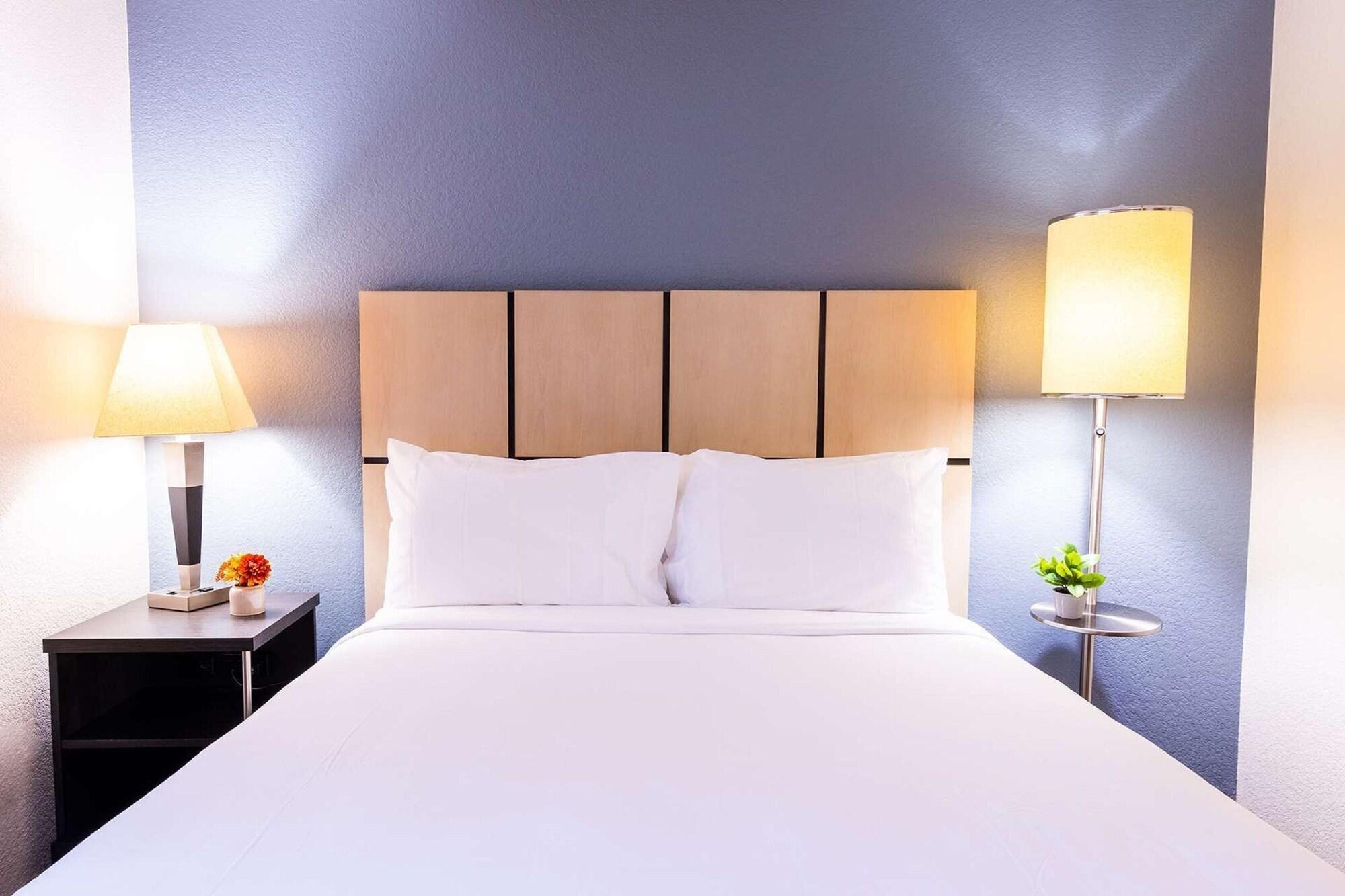 Sonesta Simply Suites Chicago Naperville Warrenville エクステリア 写真